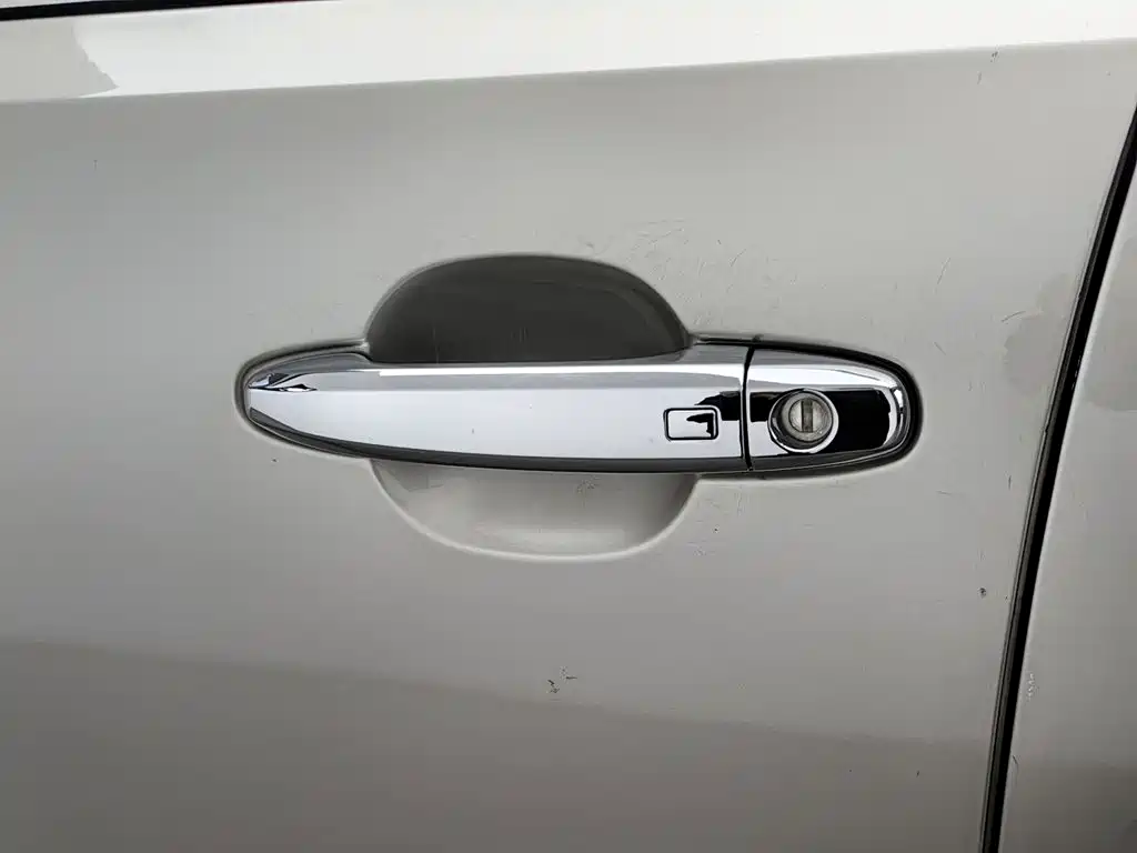 صورة 18 - Zotye T600