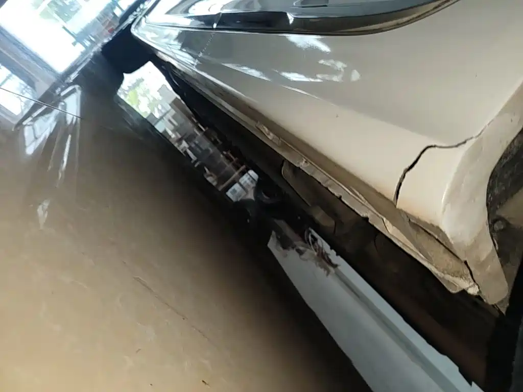 Photo 22 - Hyundai Sonata