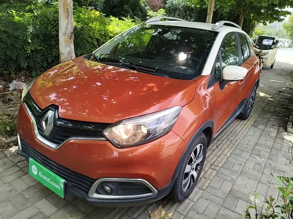 Renault Captur 2016 2015 1.2T Automatic Comfort Edition