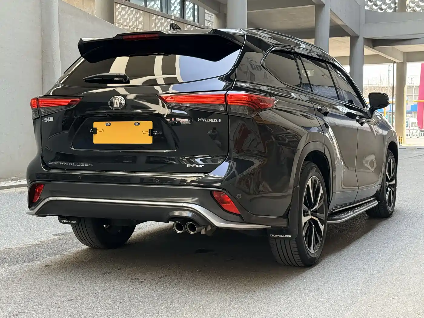 Toyota Crown Kluger 2021 2.5L HEV 4WD Premium фото 4