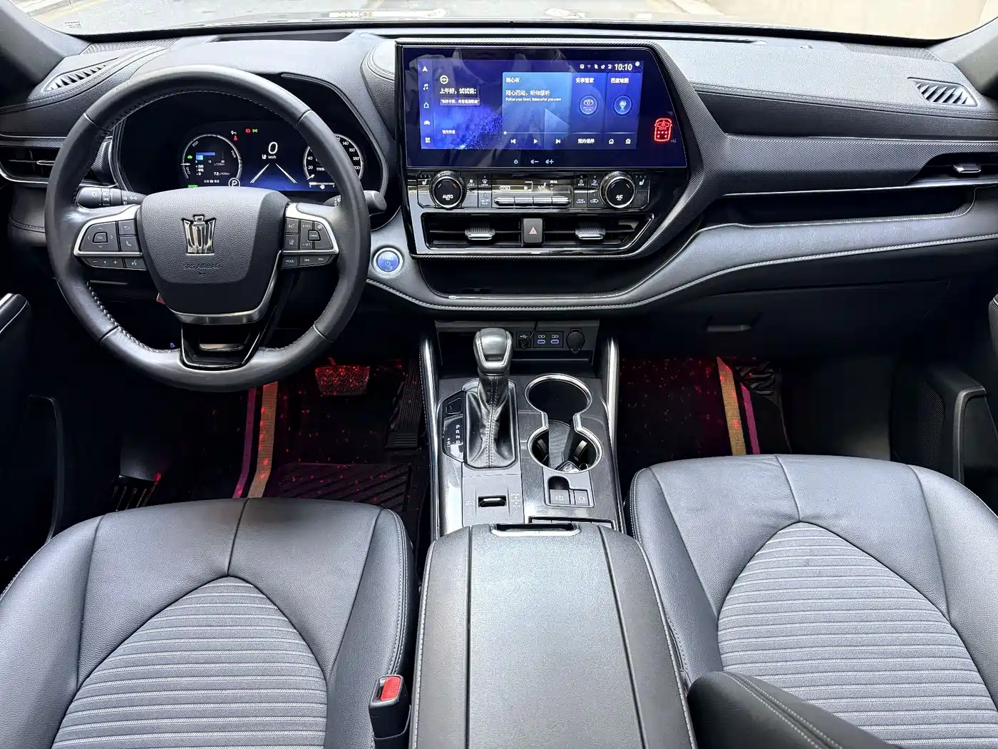 Toyota Crown Kluger 2021 2.5L HEV 4WD Premium фото 6