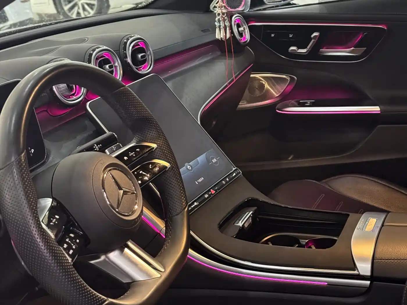 Mercedes-Benz C-Class 2022 Facelift C 260 L Night Edition Sport фото 11