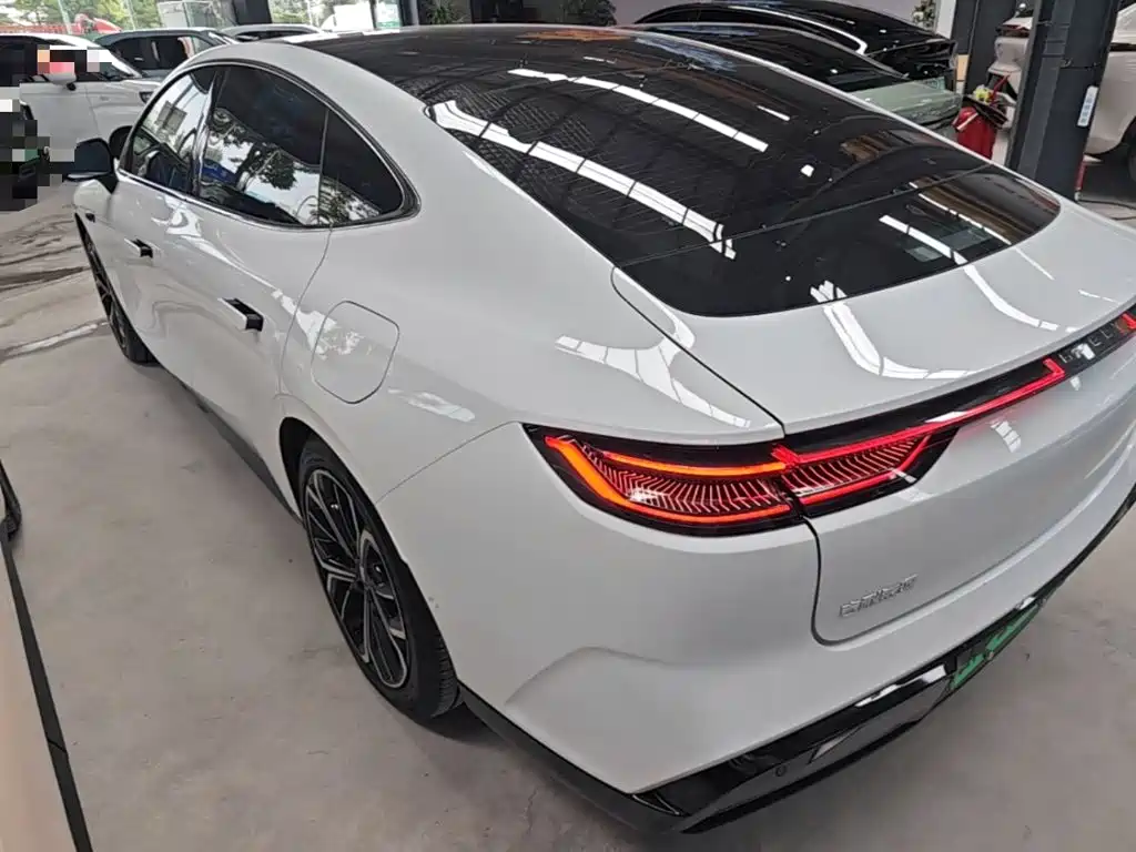 Geely Galaxy Galaxy E8 2025 2025 575km Exploration Smart Drive Edition