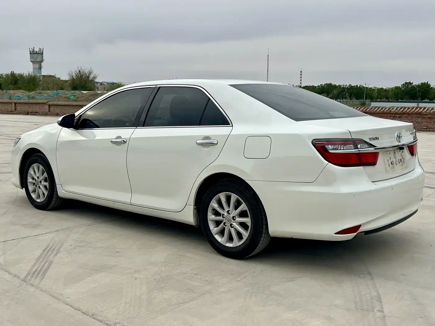 Toyota Camry 2015 2.0G Leading Edition фото 7