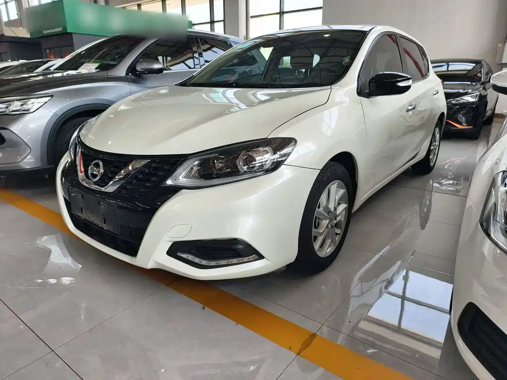 Nissan Tiida, миниатюра 2