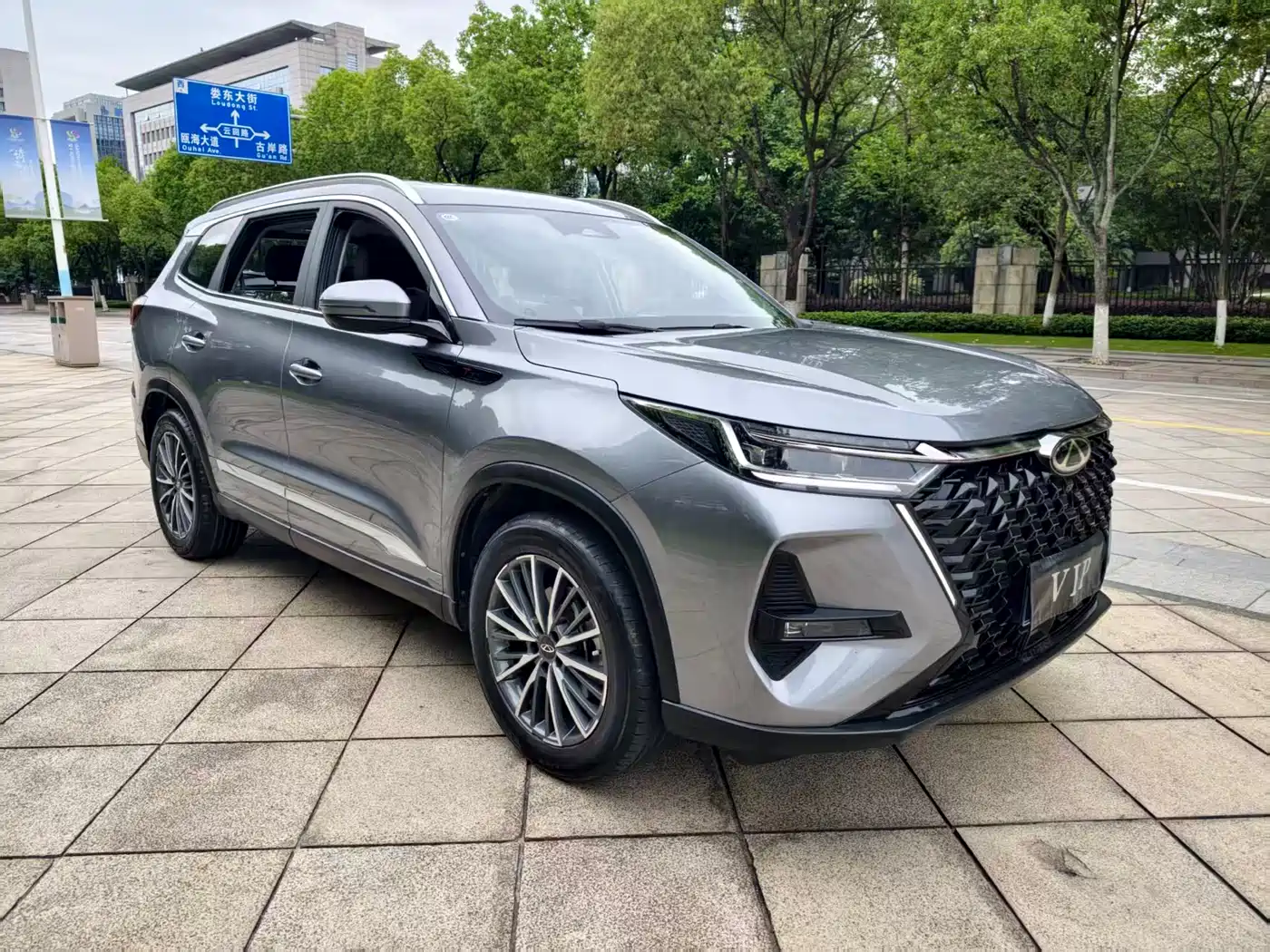 Chery Tiggo 8 PRO 2023 2024 Champion Edition 290T 2WD Peak Edition 7-Seater