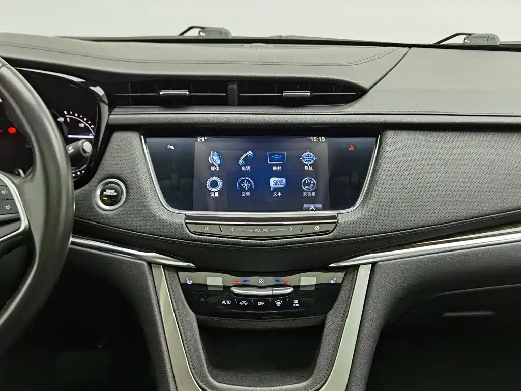 Cadillac XT5 2016 2016 28T AWD Luxury Model