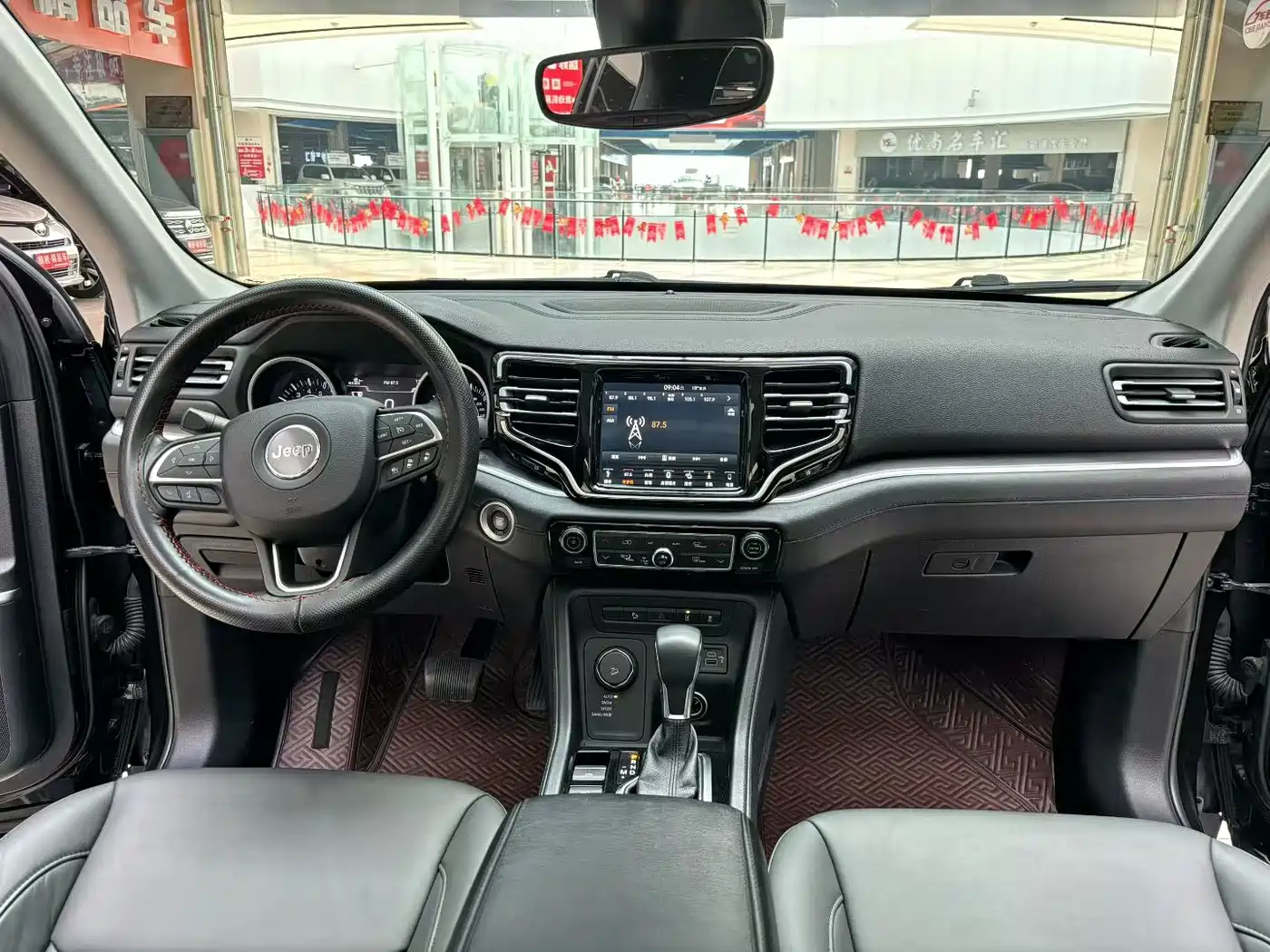 JEEP GRAND COMMANDER