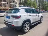 Фото 4 - Jeep Compass