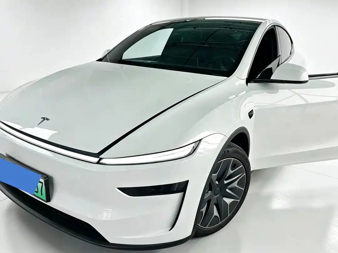 Tesla Model Y L 2025 2025 Facelift Long Range AWD