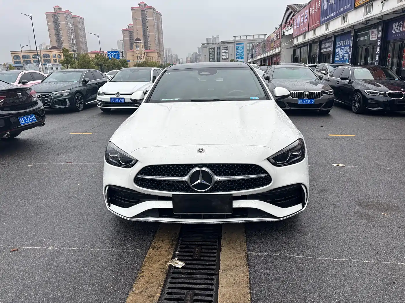 MERCEDES-BENZ C CLASS