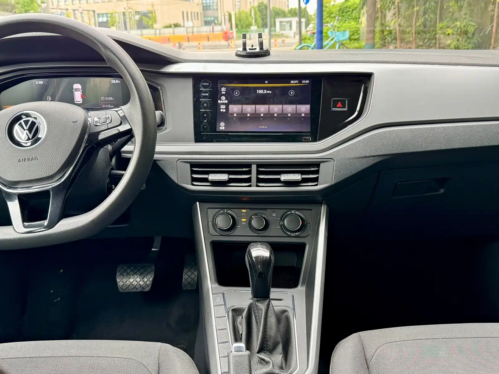 Photo 10 - Volkswagen Polo