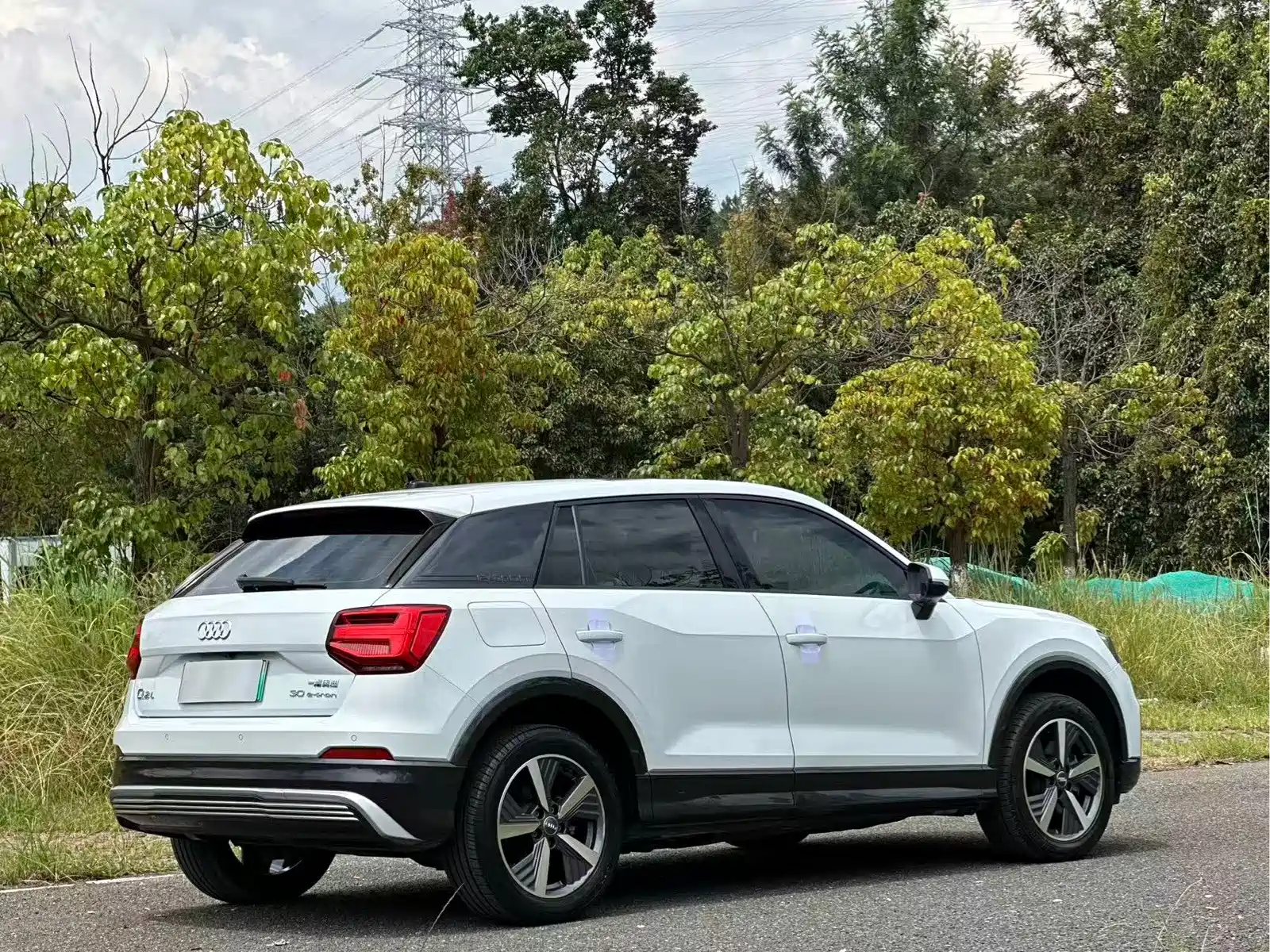 Фото 6 - Audi Q2L e-tron
