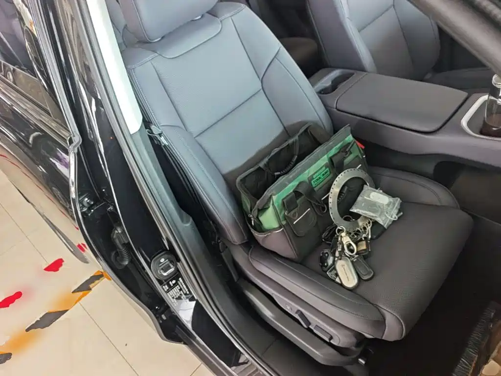Leapmotor C16 2026 2026 Model Year EREV 280 LiDAR Premium Edition 6-Seater