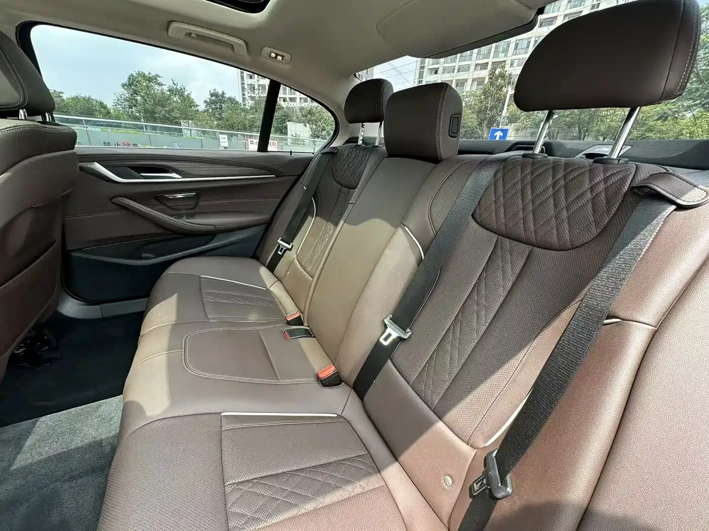 BMW 5 Series, миниатюра 17