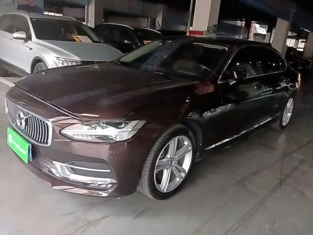 Volvo S90 2019 — пригон из Китая