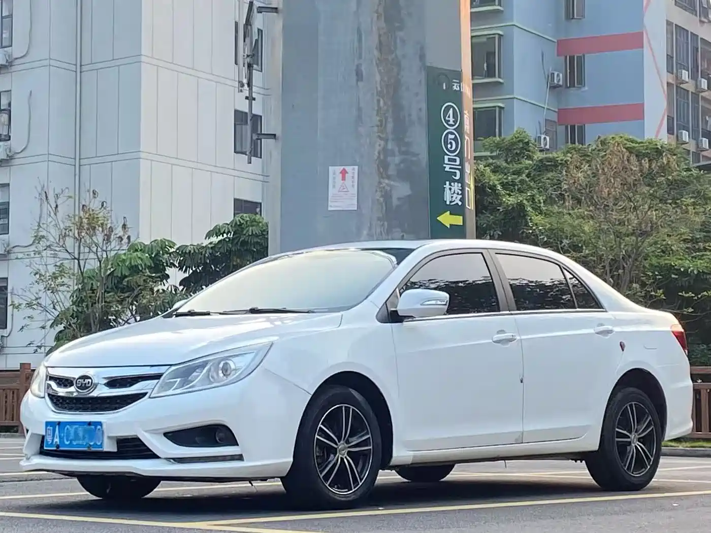 BYD Surui 2015 Facelift 1.5L Auto Luxury