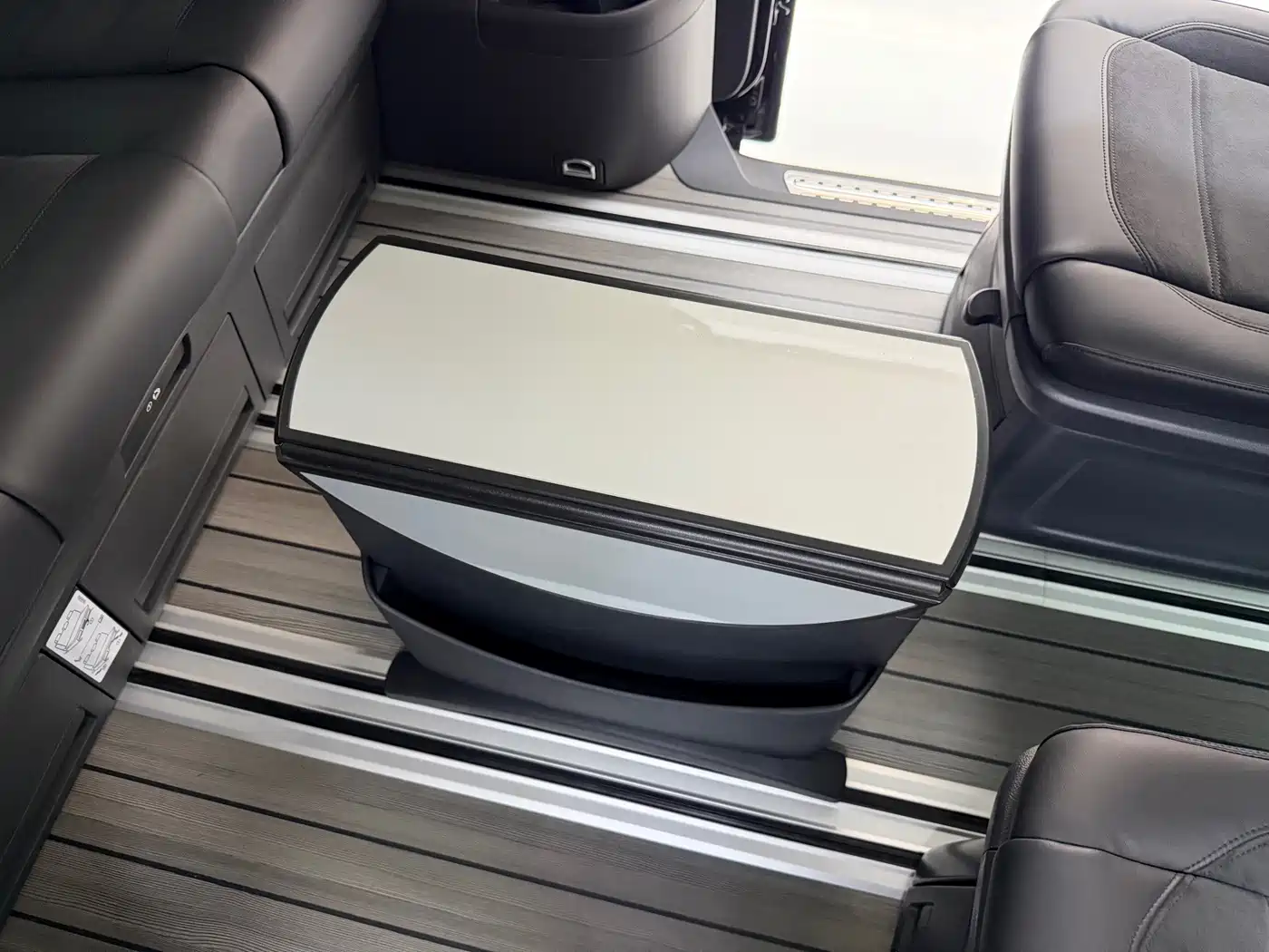 Volkswagen Multivan 2019 2019 2.0TSI 4WD Premium 7-seater