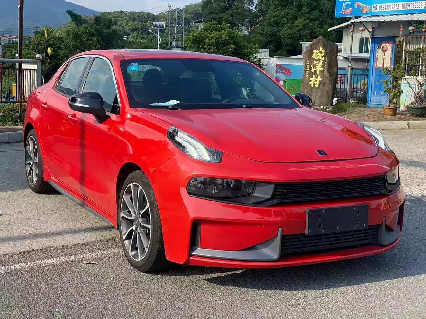 Lynk & Co 03 2018 1.5TD DCT Sport (China V) фото 3