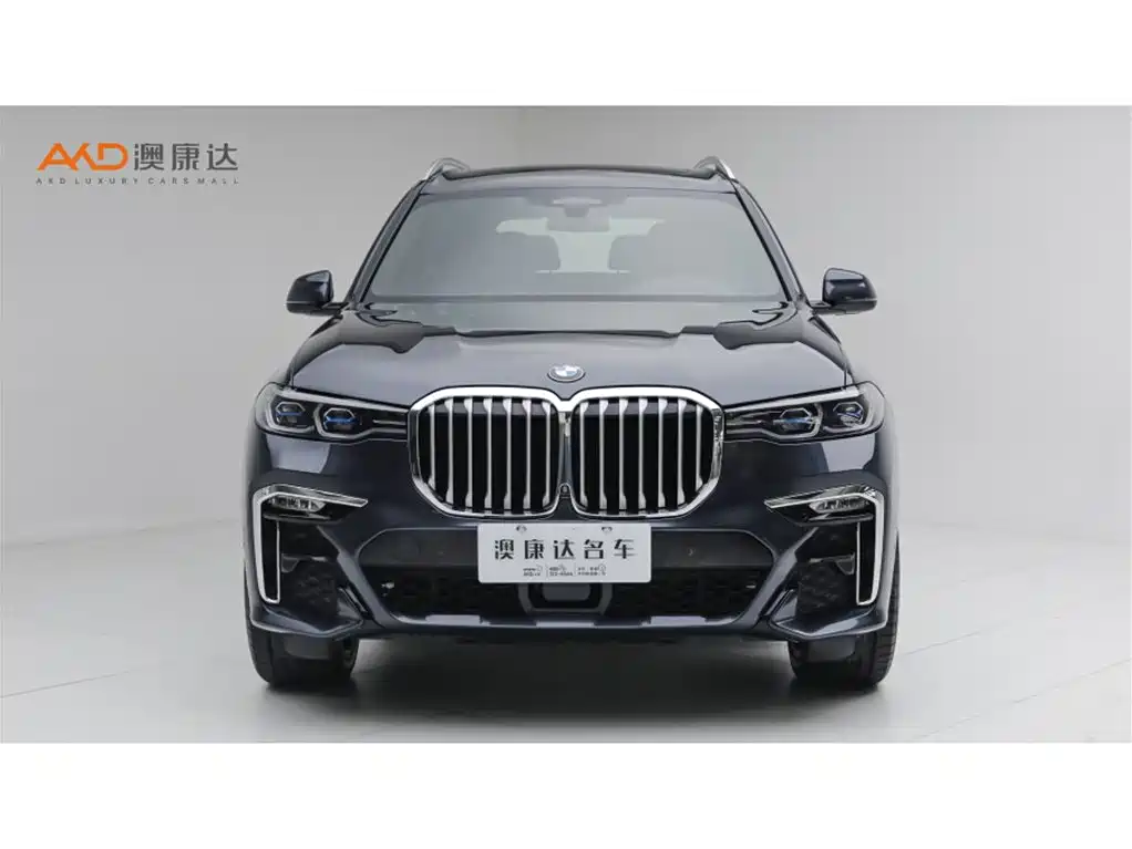 Фото 2 - BMW X7
