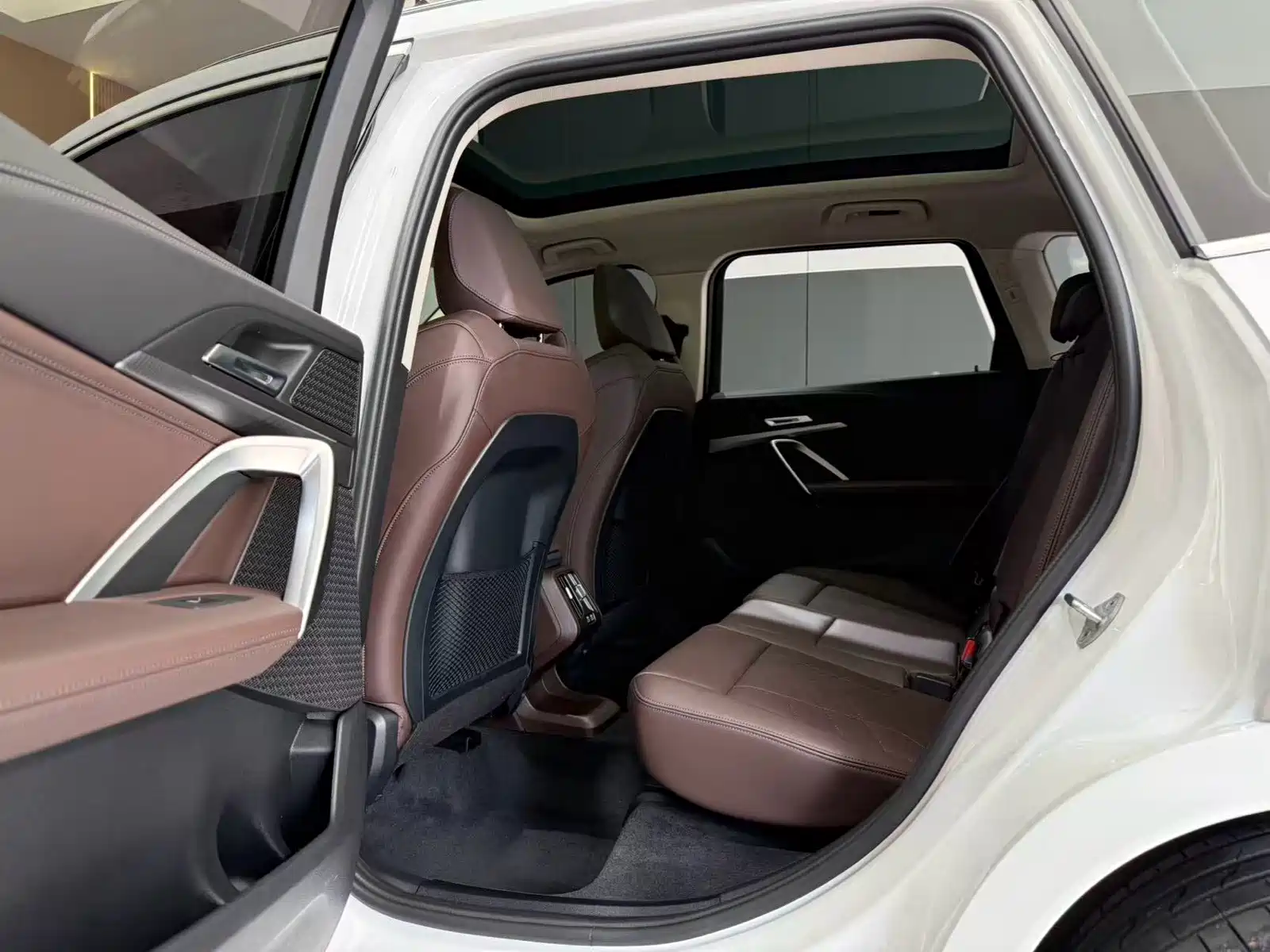 Фото 10 - BMW X1