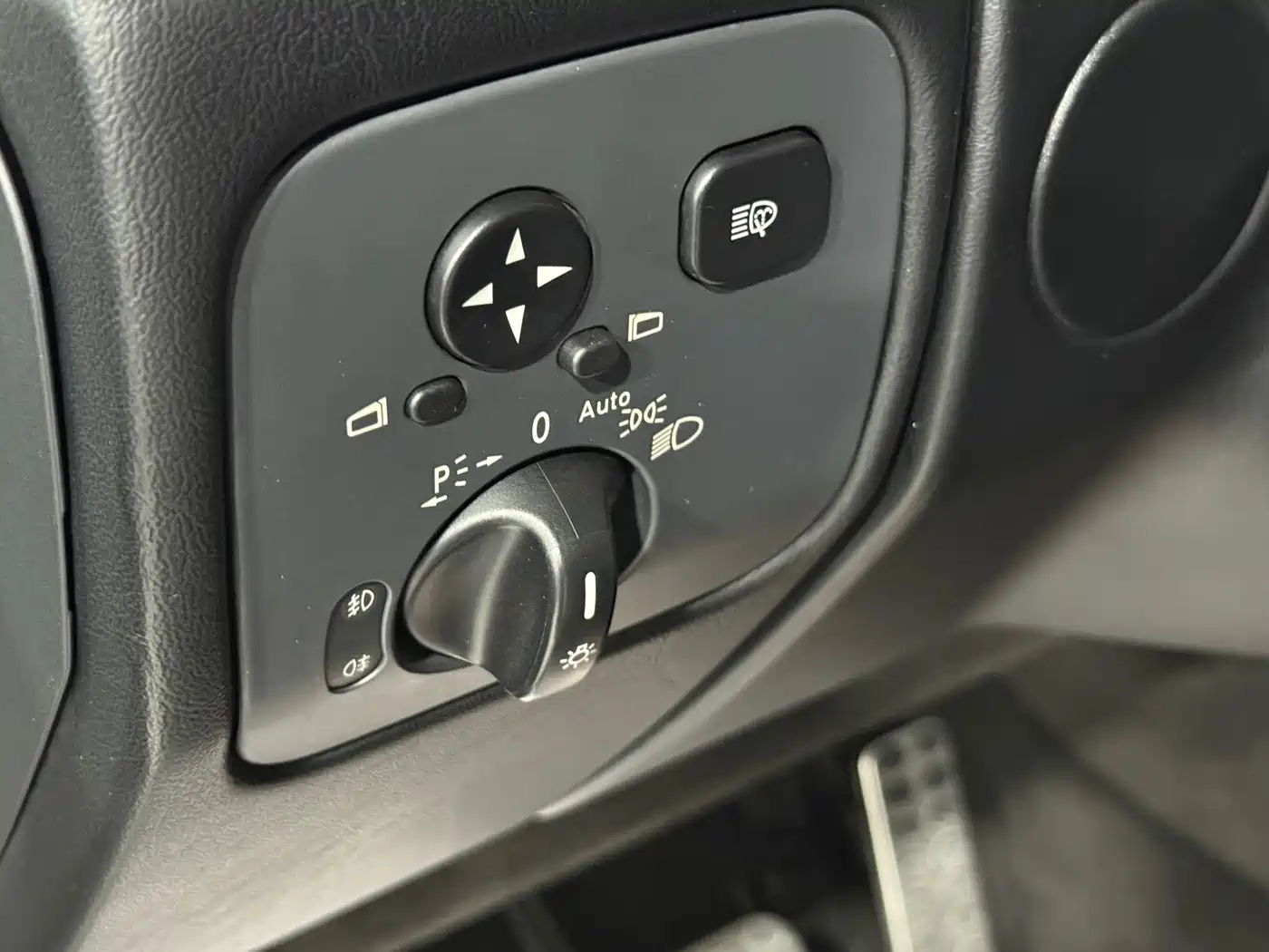 Mercedes-Benz G-Class 2011 2010 G 500