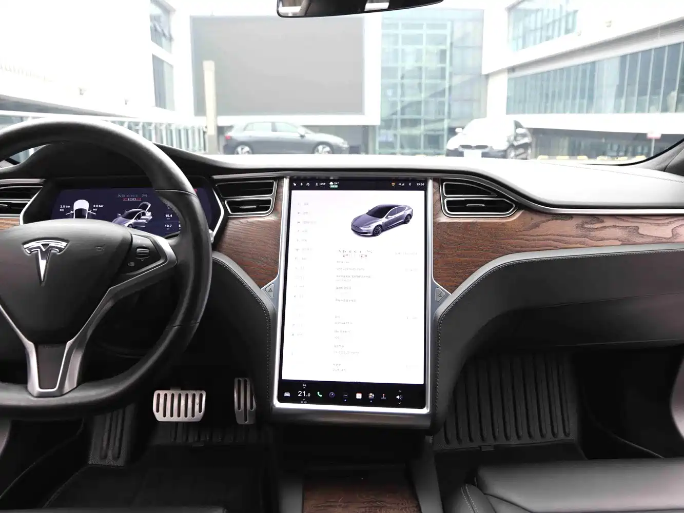 Фото 6 - Tesla Model S