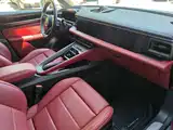 Photo 7 - Porsche Macan EV