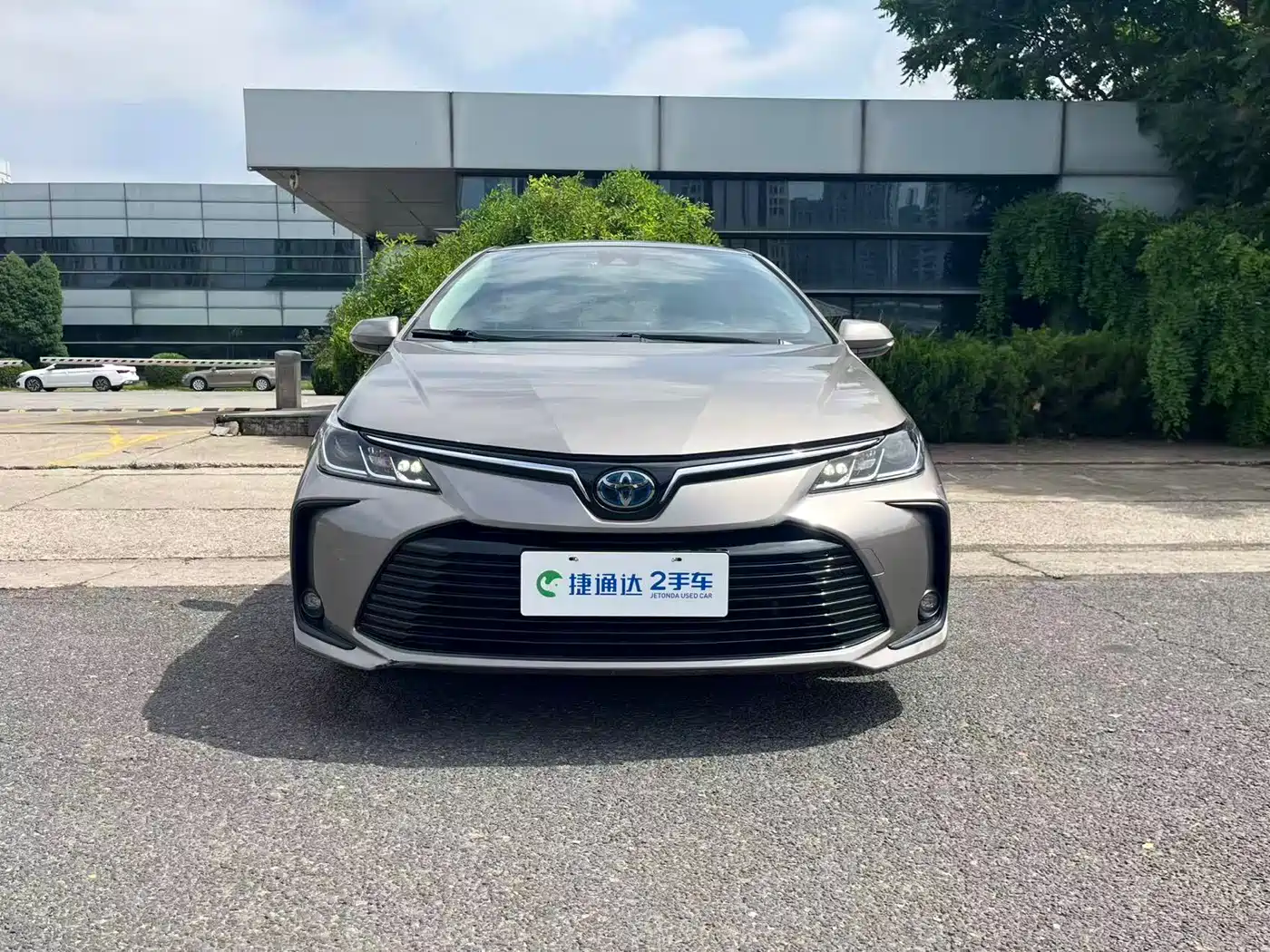 Toyota Corolla 2021 Hybrid 1.8L E-CVT Elite Edition фото 6