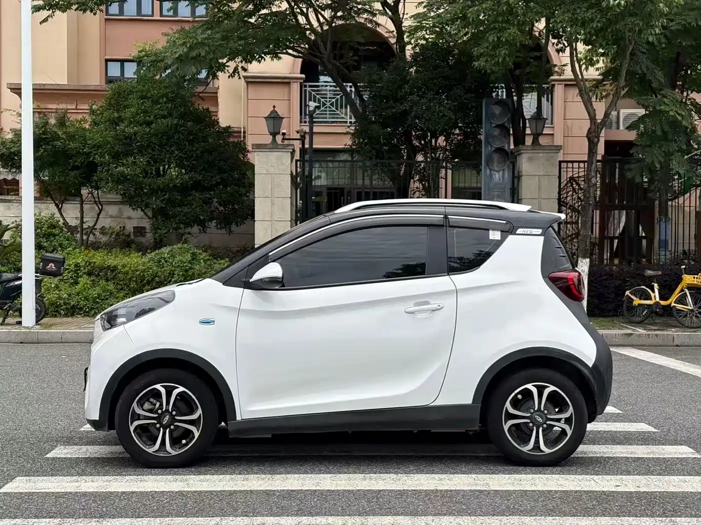 QQ New Energy Little Ant 2020 2019 4-Seater Smart Flash Edition 30.6kWh