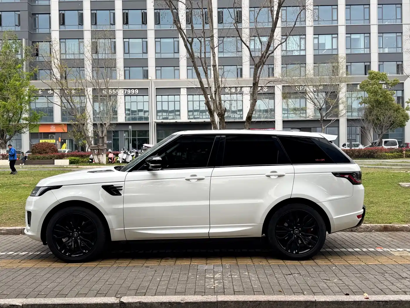 Land Rover Range Rover Sport 2017 3.0 SC V6 HSE DYNAMIC фото 4