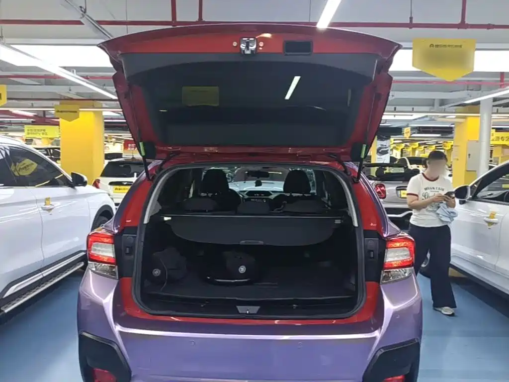 Photo 19 - Subaru XV