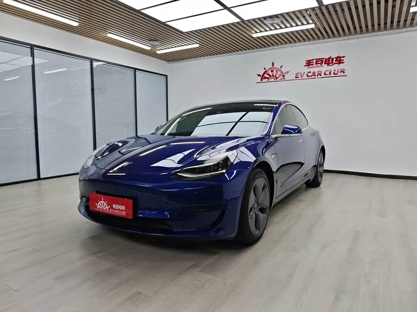 Tesla Model 3 2020 2019 Standard Range Rear-Wheel Drive Upgrade