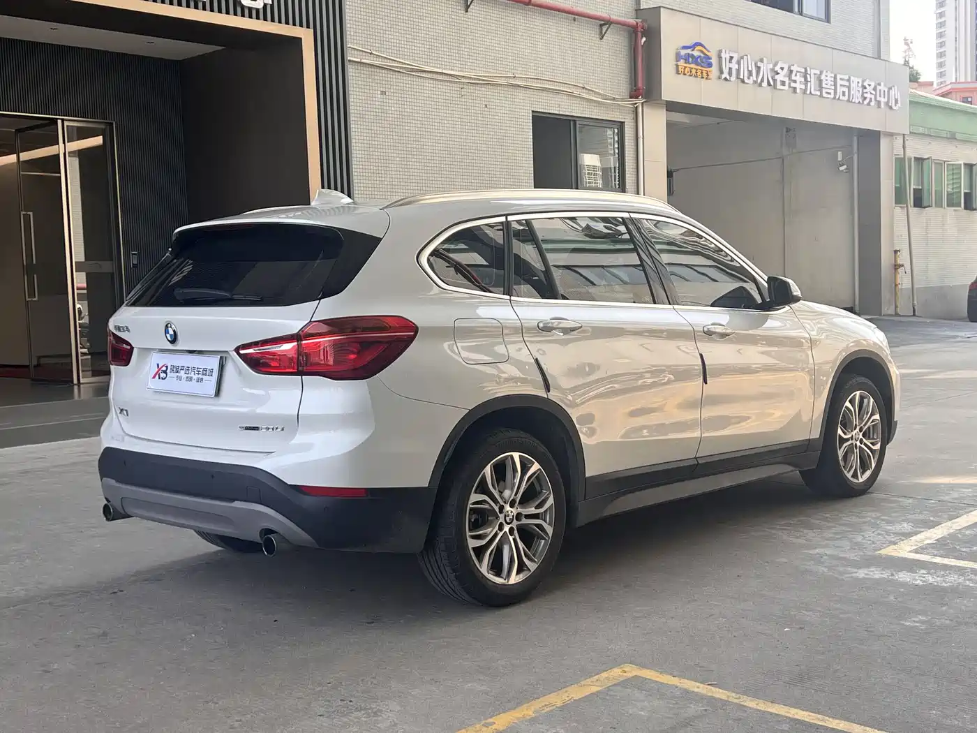 BMW X1 2019 sDrive20Li Leading Model фото 5
