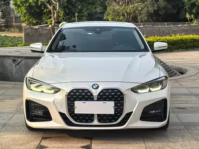 BMW 4