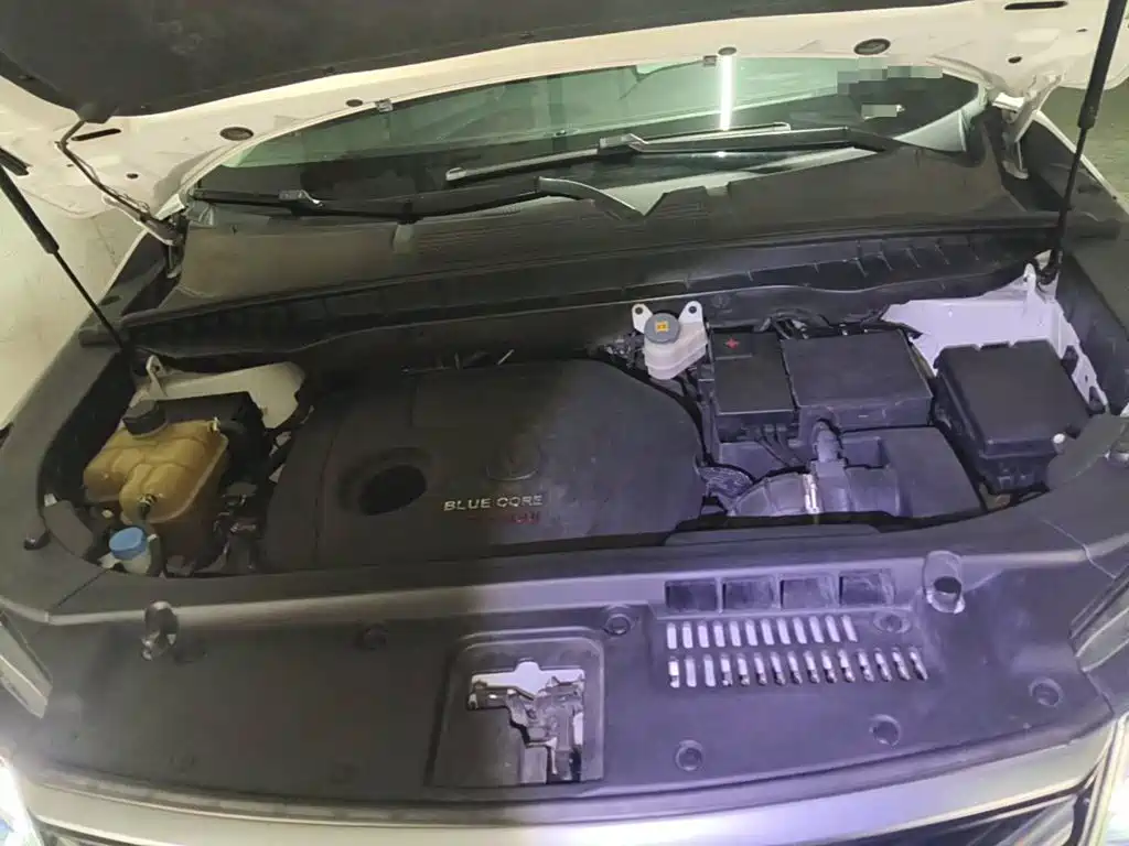 Photo 3 - Changan CS95