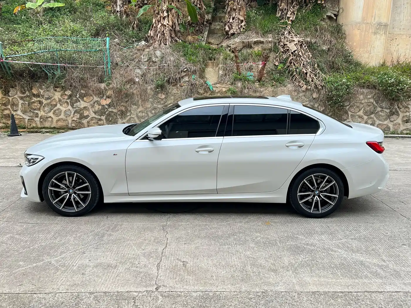 BMW 3 Series 2020 325Li M Sport Package фото 3