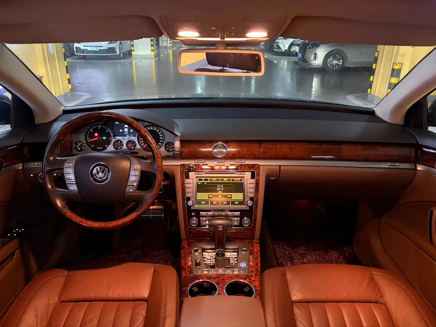Volkswagen Phaeton 2012 3.0TDI Executive фото 9