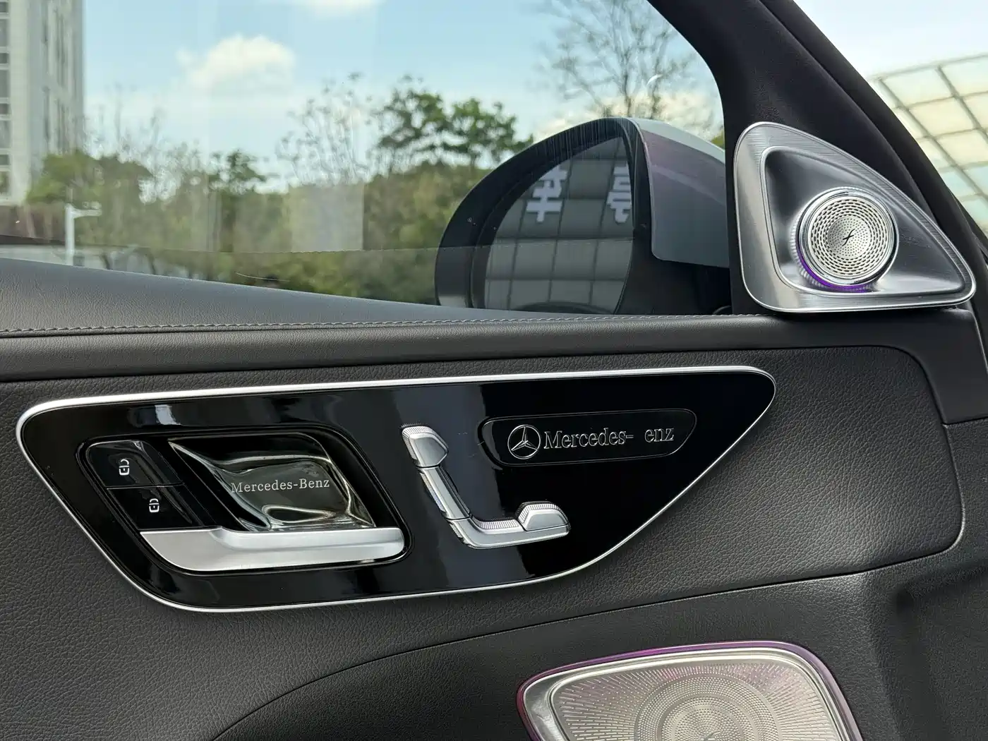 Mercedes-Benz C-Class 2023 Facelift C 260 L Sport Edition фото 31