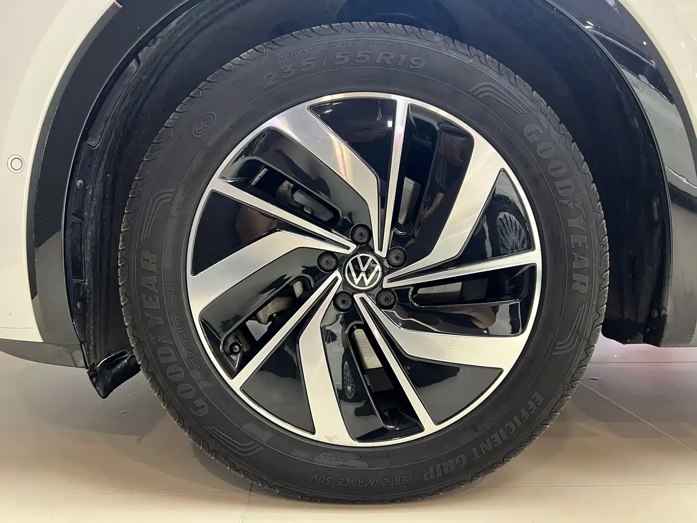 Volkswagen Viloran 2020 330TSI Luxury Edition фото 16