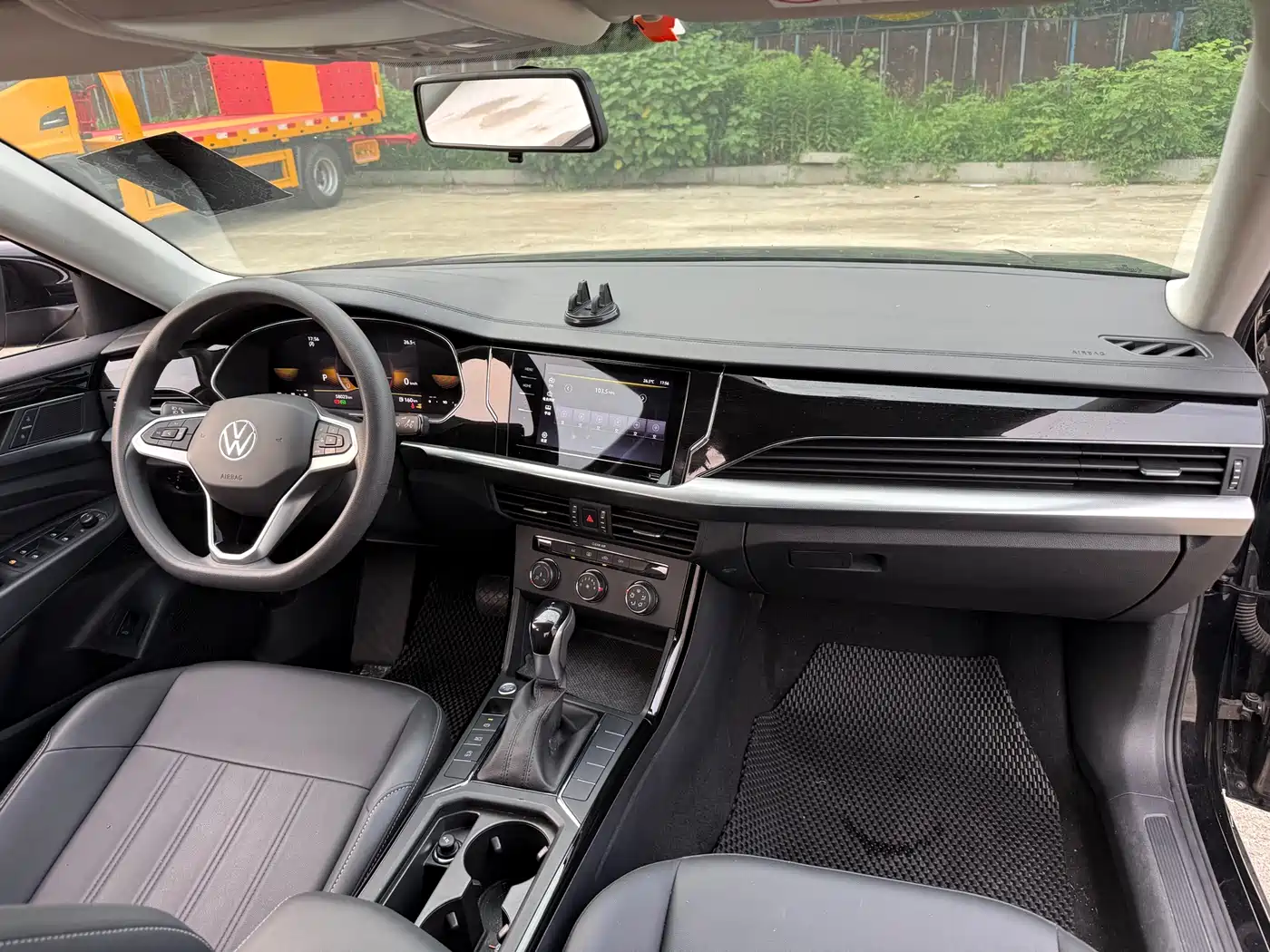 Volkswagen Passat 2024 280TSI Business Edition фото 6