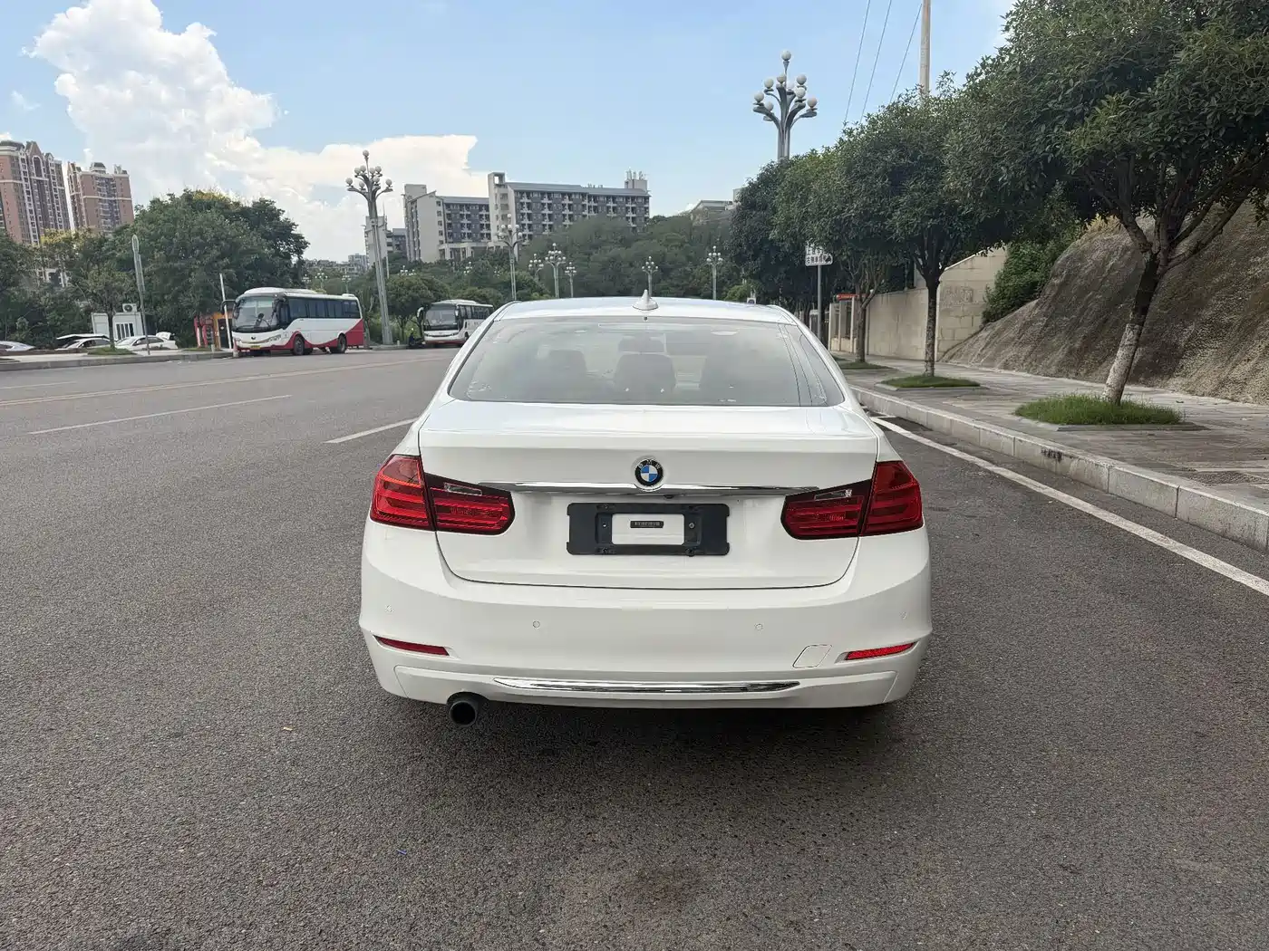 Photo 5 - BMW 3 Series