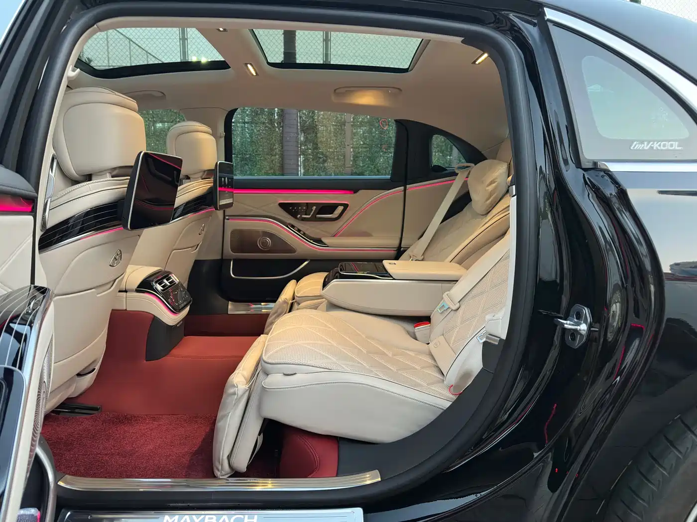 Mercedes-Benz Maybach S-Class 2025 Model S 480 4MATIC фото 18