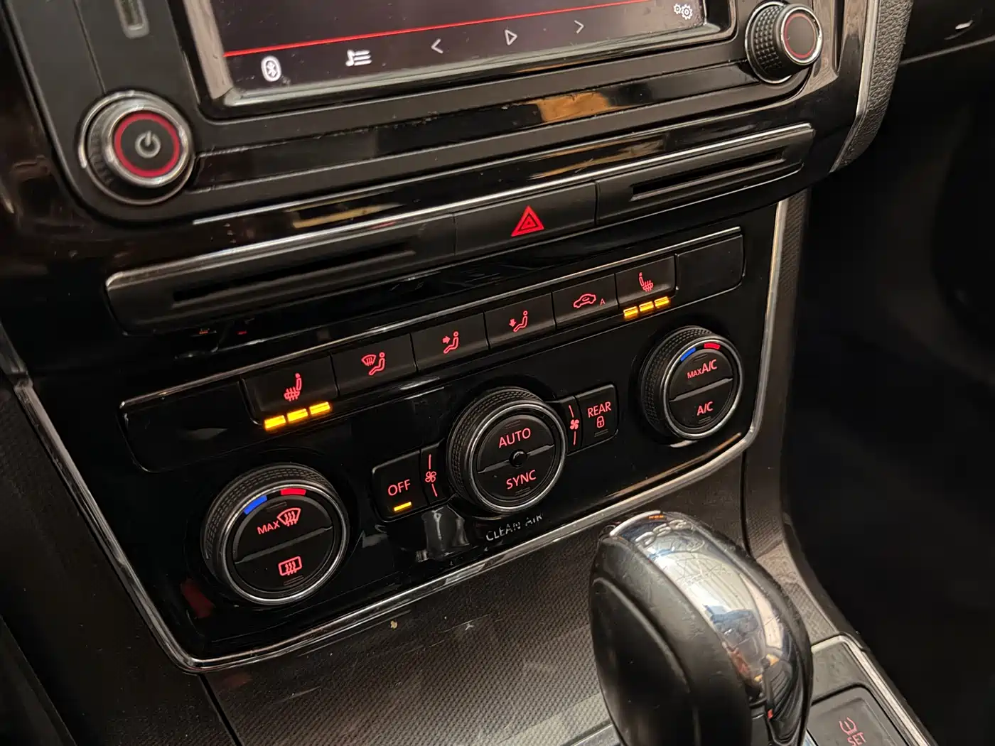 Volkswagen Passat 2016 330TSI DSG Executive Edition фото 11