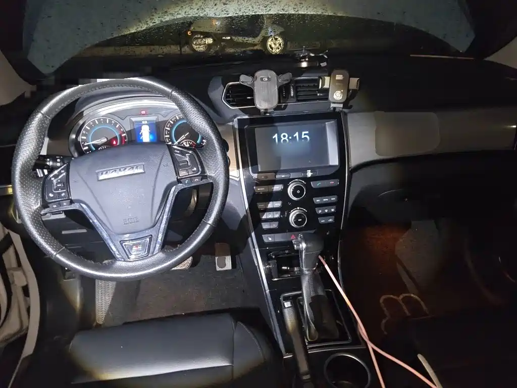 Фото 6 - Haval H2