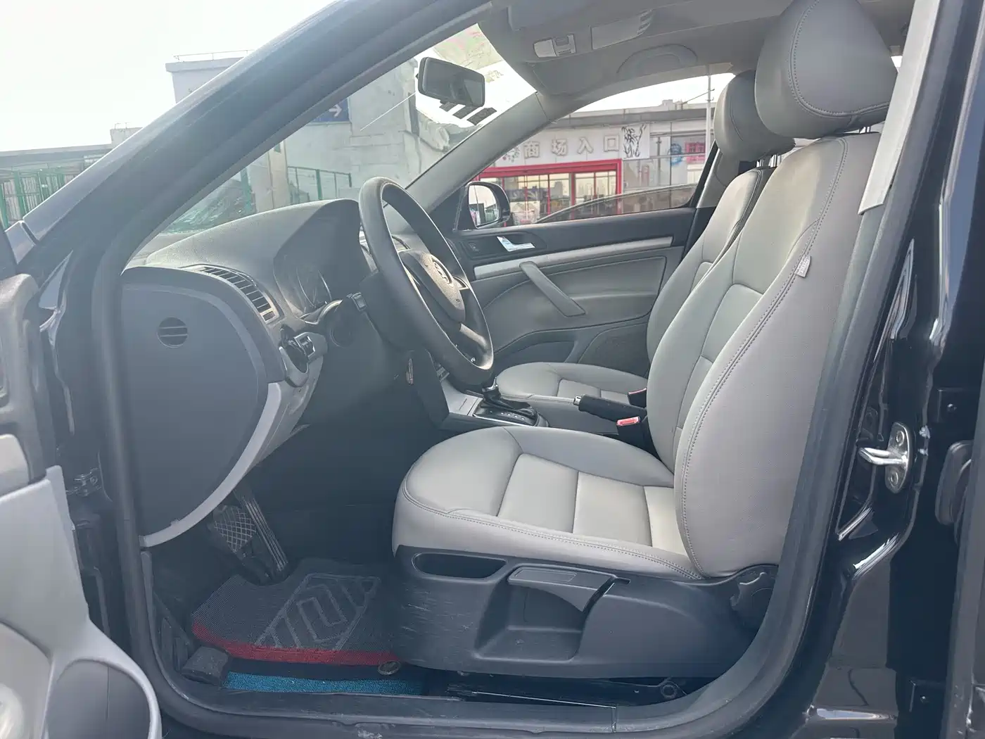 Škoda Octavia 2014 2.0L Auto Yijie Edition фото 9