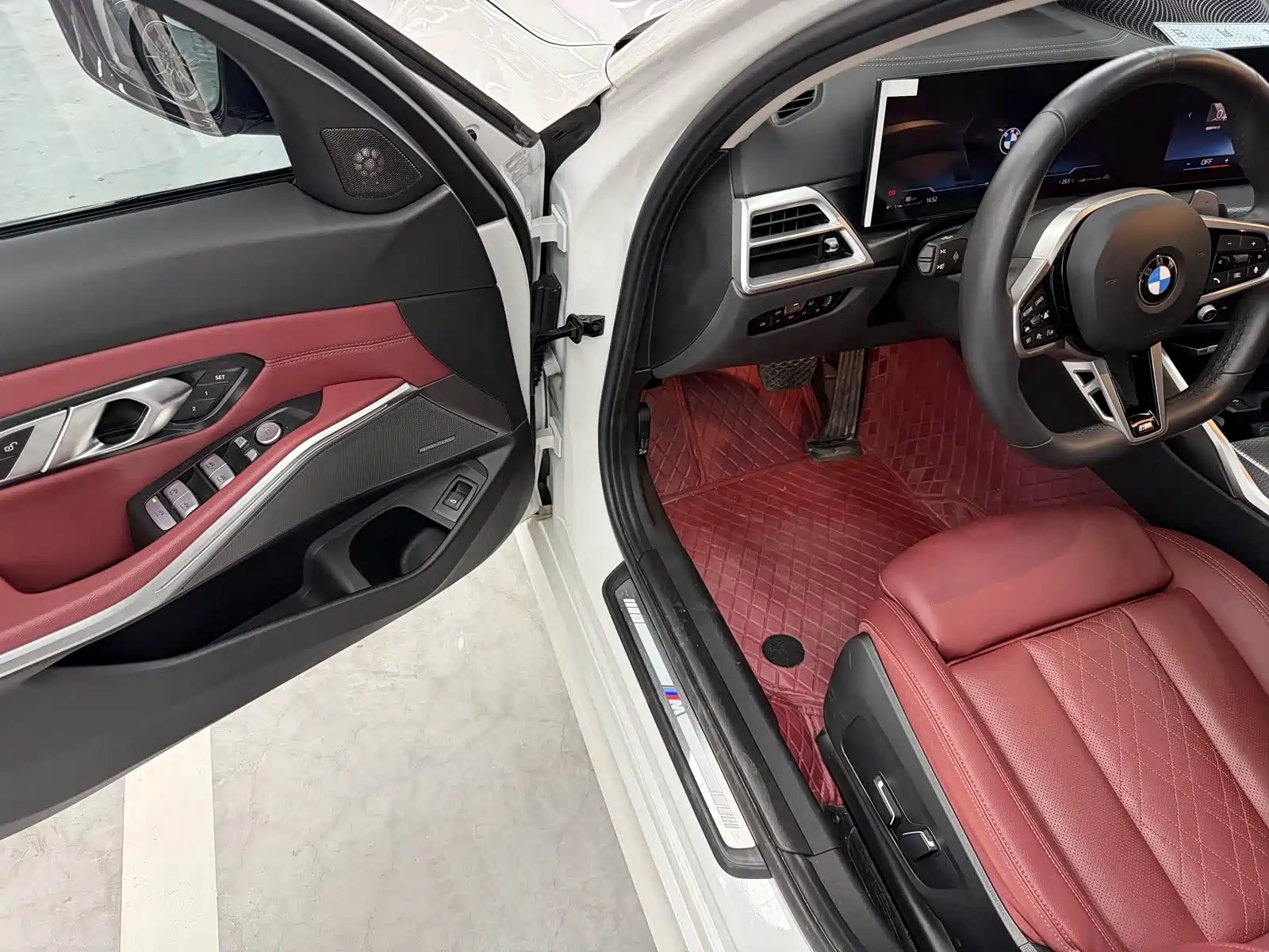 Фото 3 - BMW 3 Series