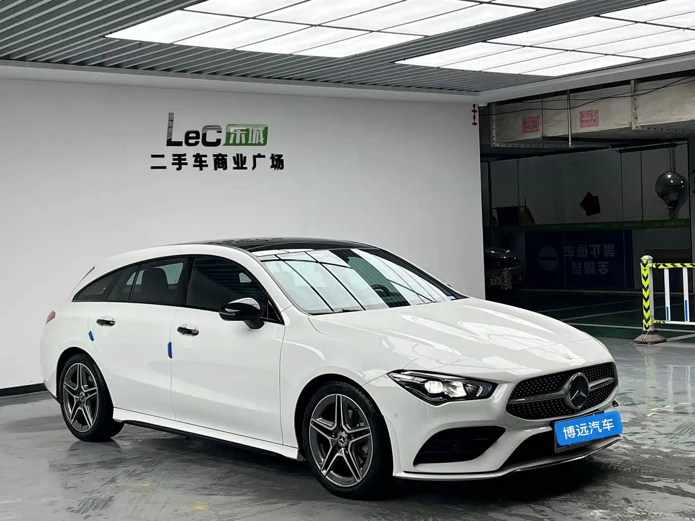 Mercedes-Benz CLA (Import) 2022 Facelift CLA 200 Shooting Brake фото 2