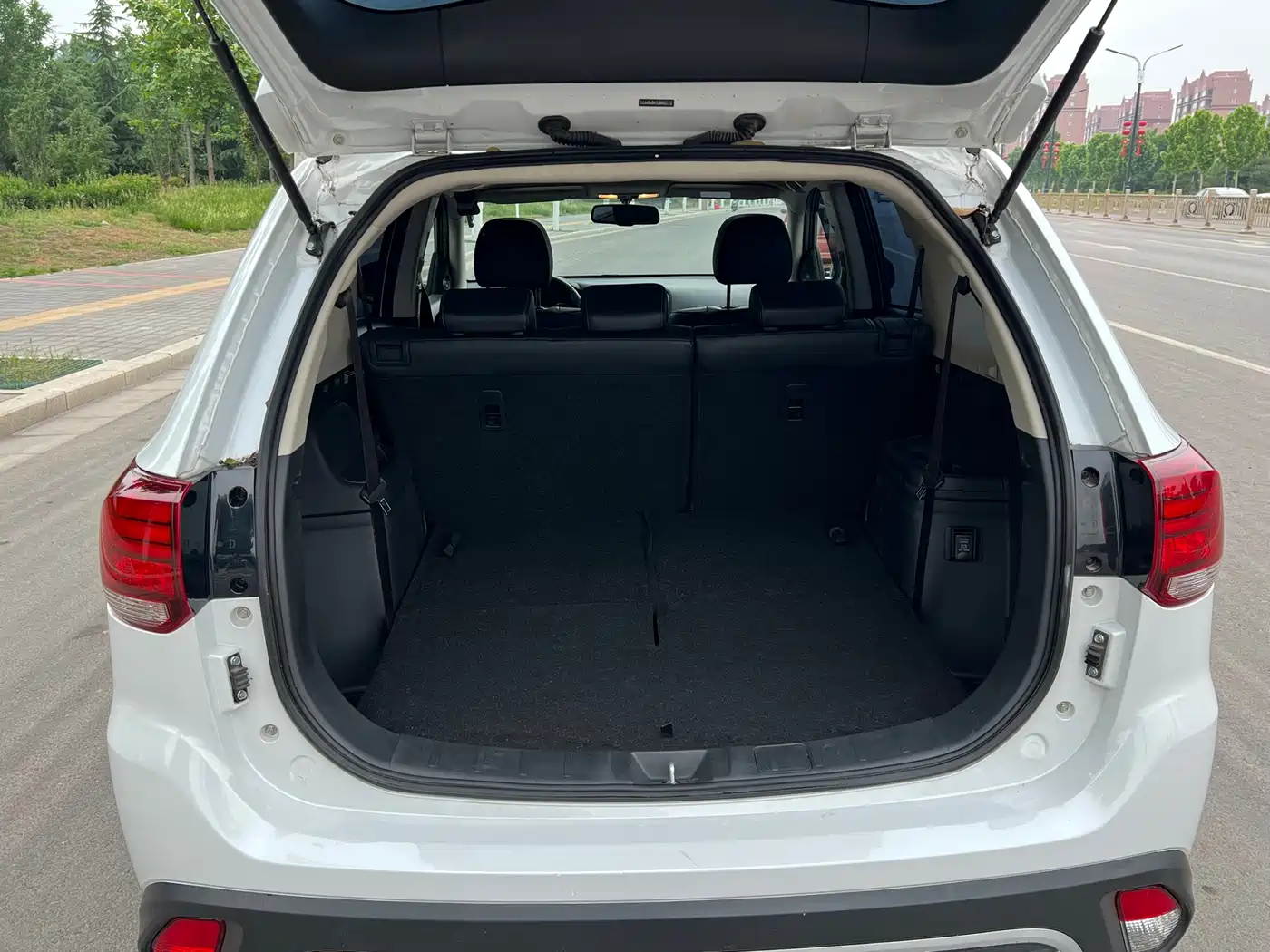 Mitsubishi Outlander 2019 2.0L 2WD Enjoy 7-Seater China VI фото 20
