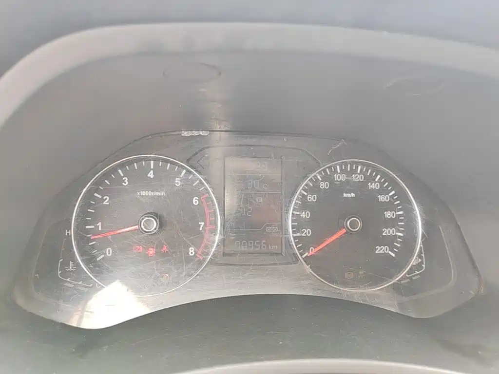 FAW Senya R7 2016 2016 1.6L Manual Luxury